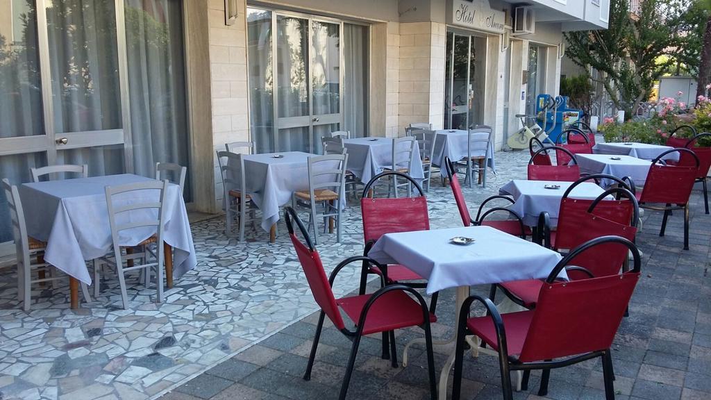 Hotel Ancora Cesenatico Exterior foto